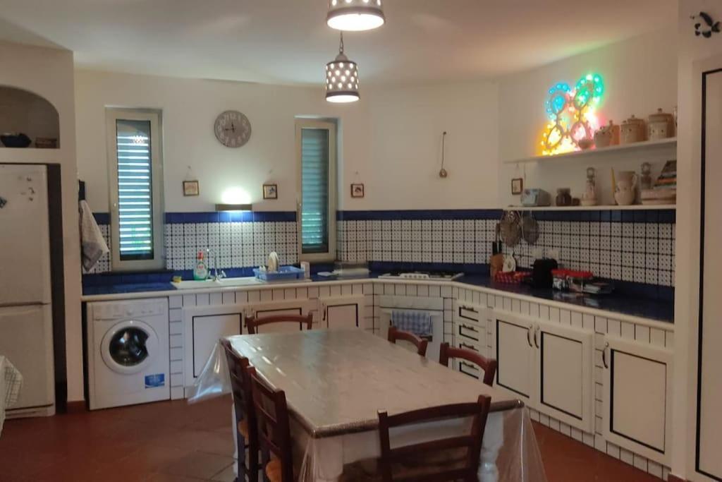 Villa Del Glicine Muro Leccese Eksteriør bilde